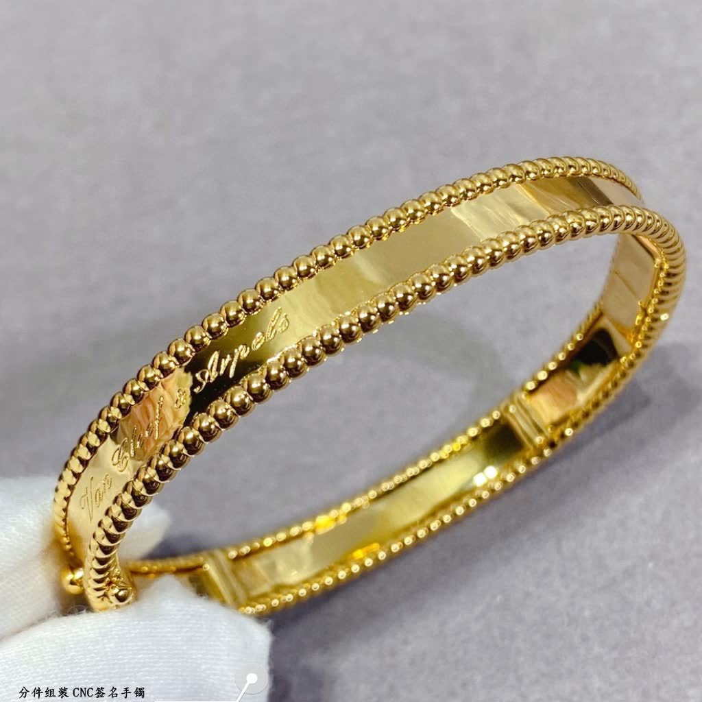 Van Cleef & Arpels Alhambra Gold Bracelet